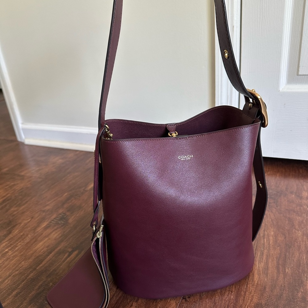 Coach large bleeker bucket bag in berry